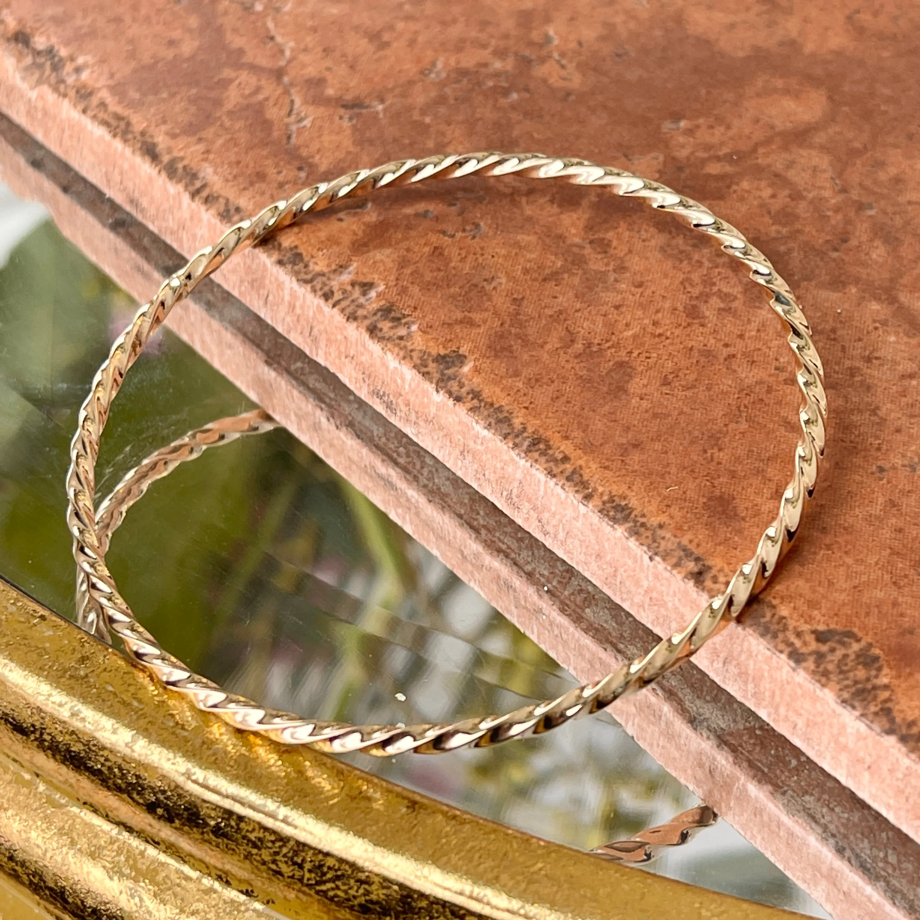14KT Yellow Gold Twisted 2.5mm Slip On Bangle Bracelet