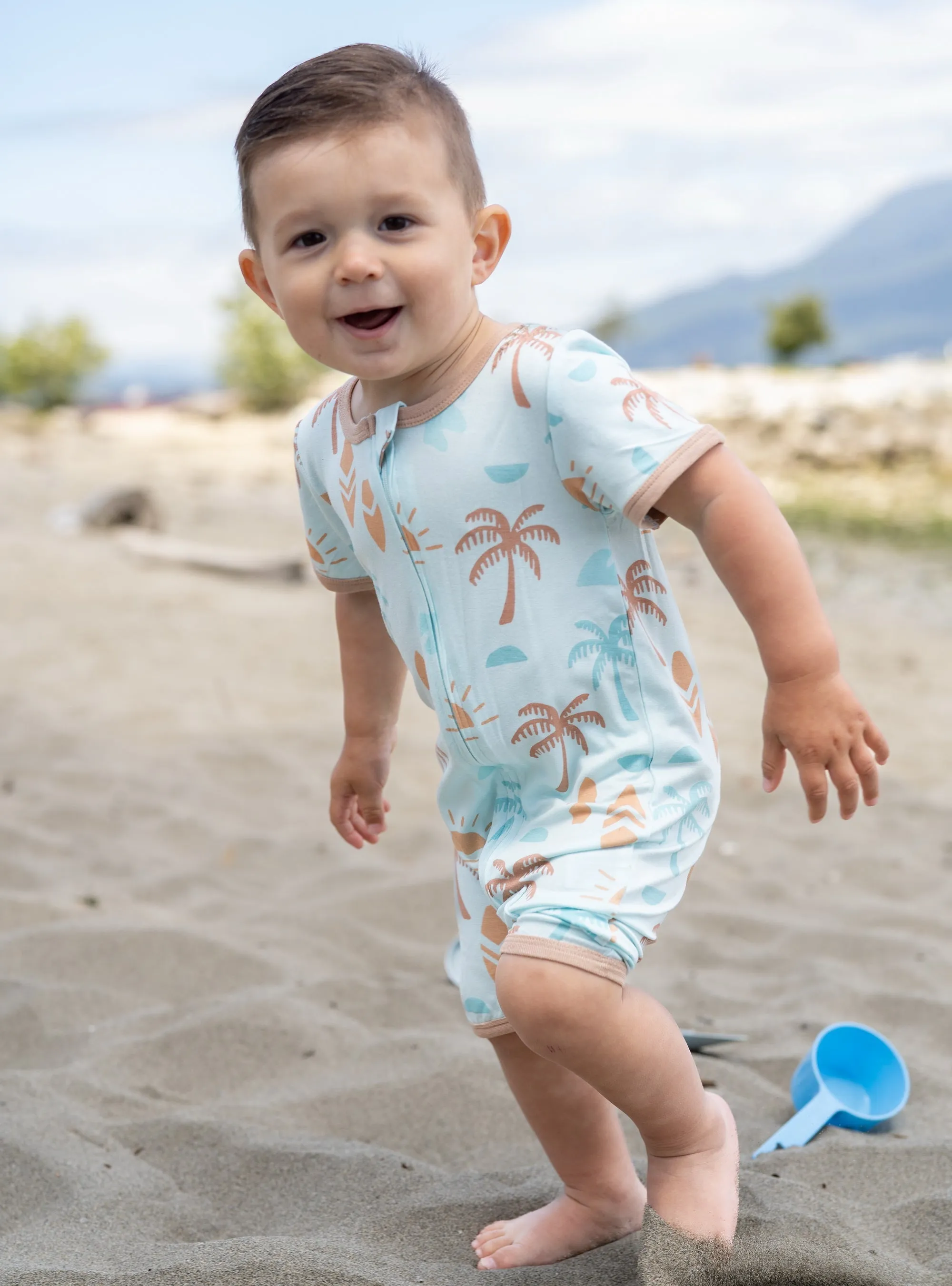 Bamboo Short Sleeve Zippy Romper (Sunny Shores Print)