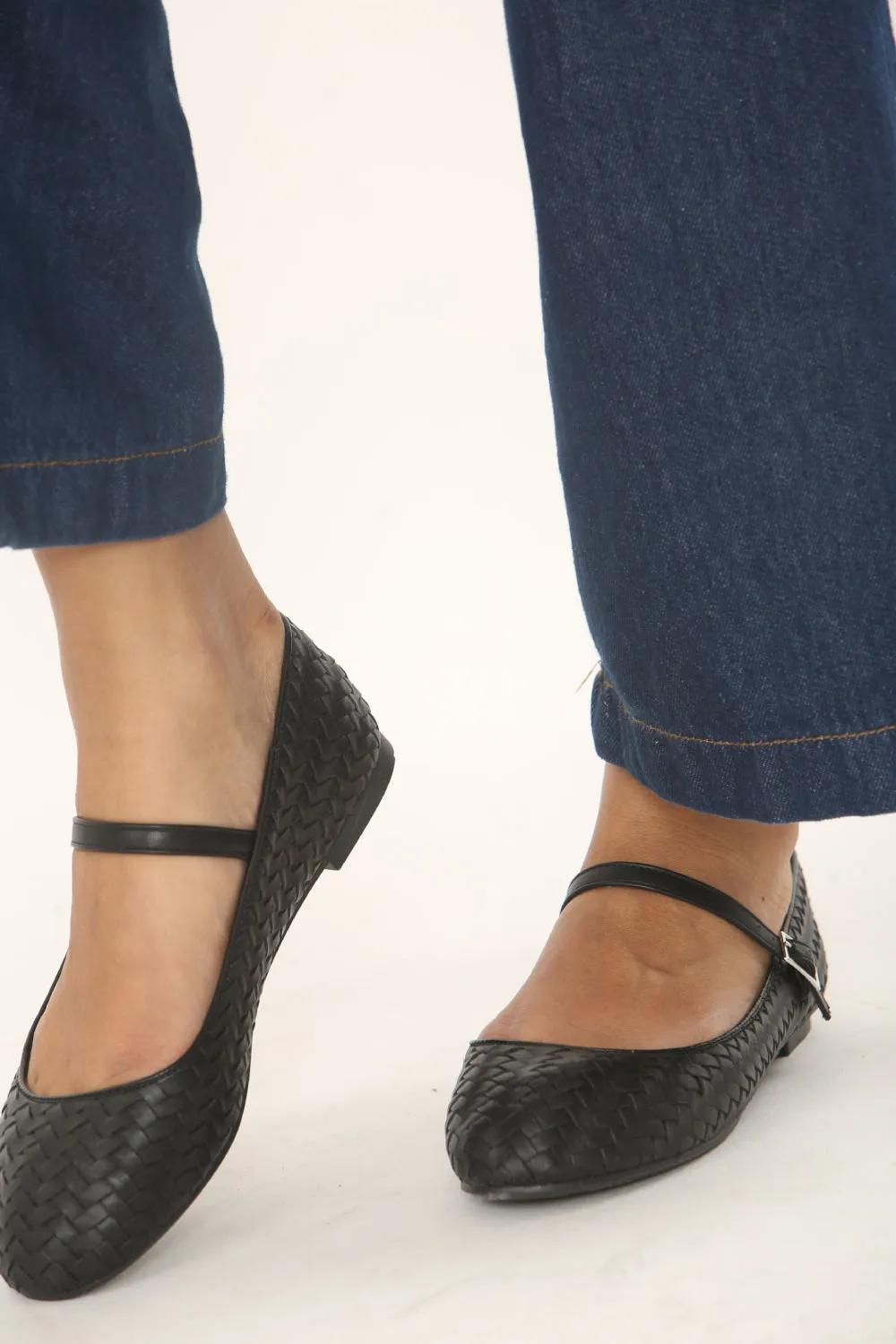 BLACK WOVEN MARY JANE BALLET