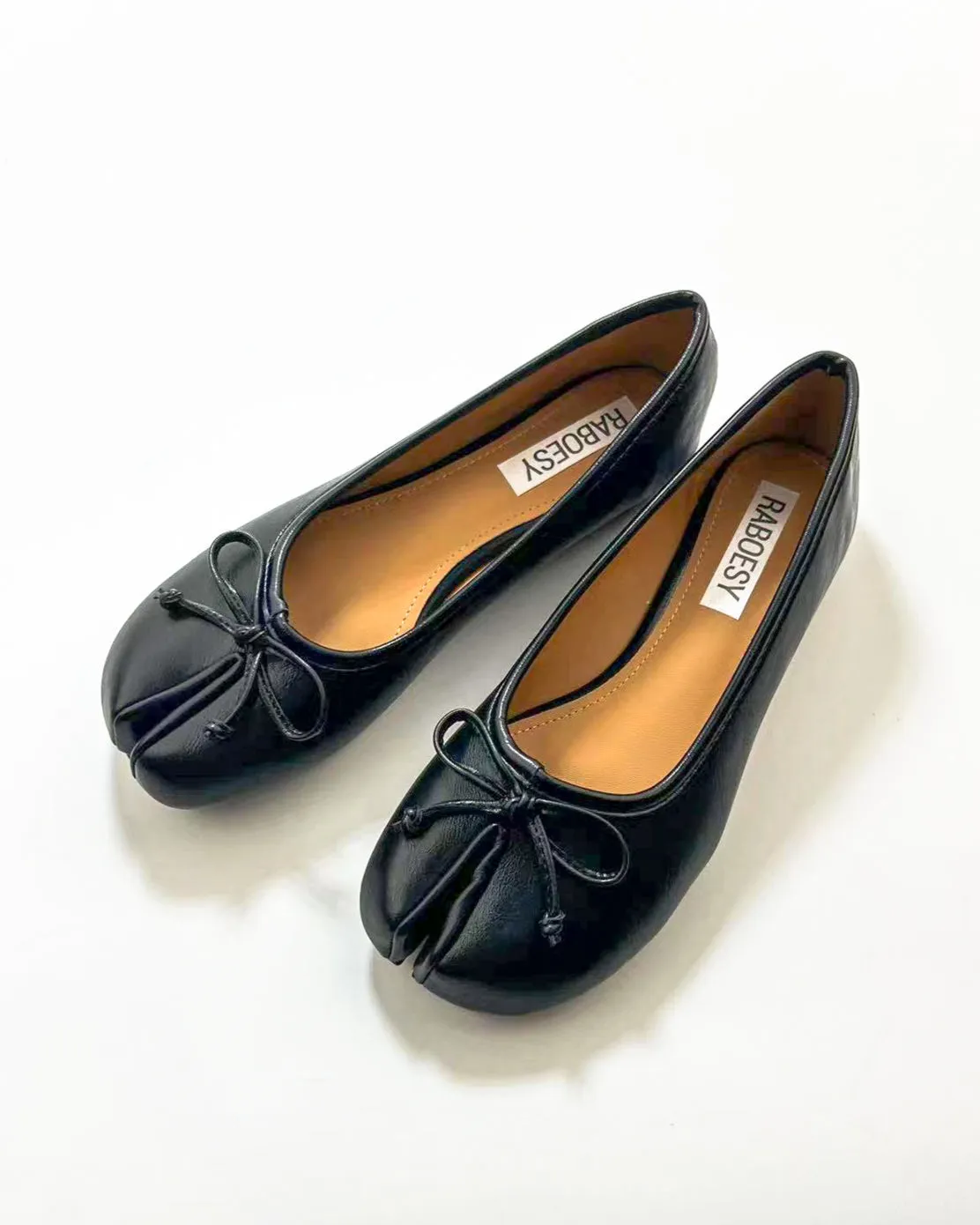 Bow Tie Tabi Flats