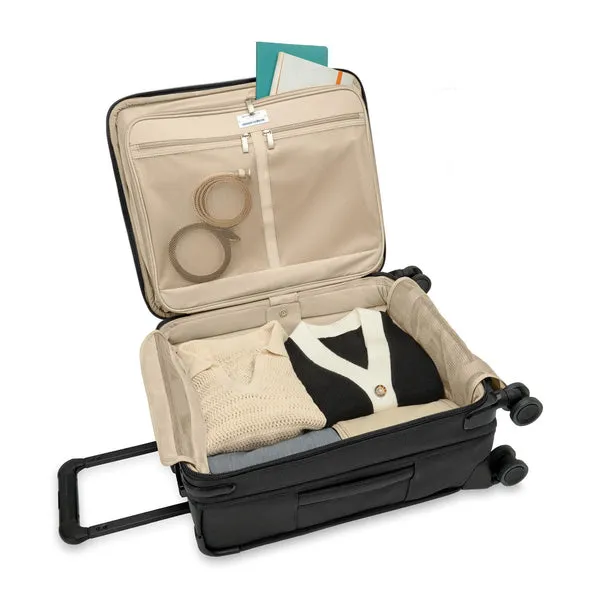 Briggs & Riley Baseline Global Carry-On Spinner - Black