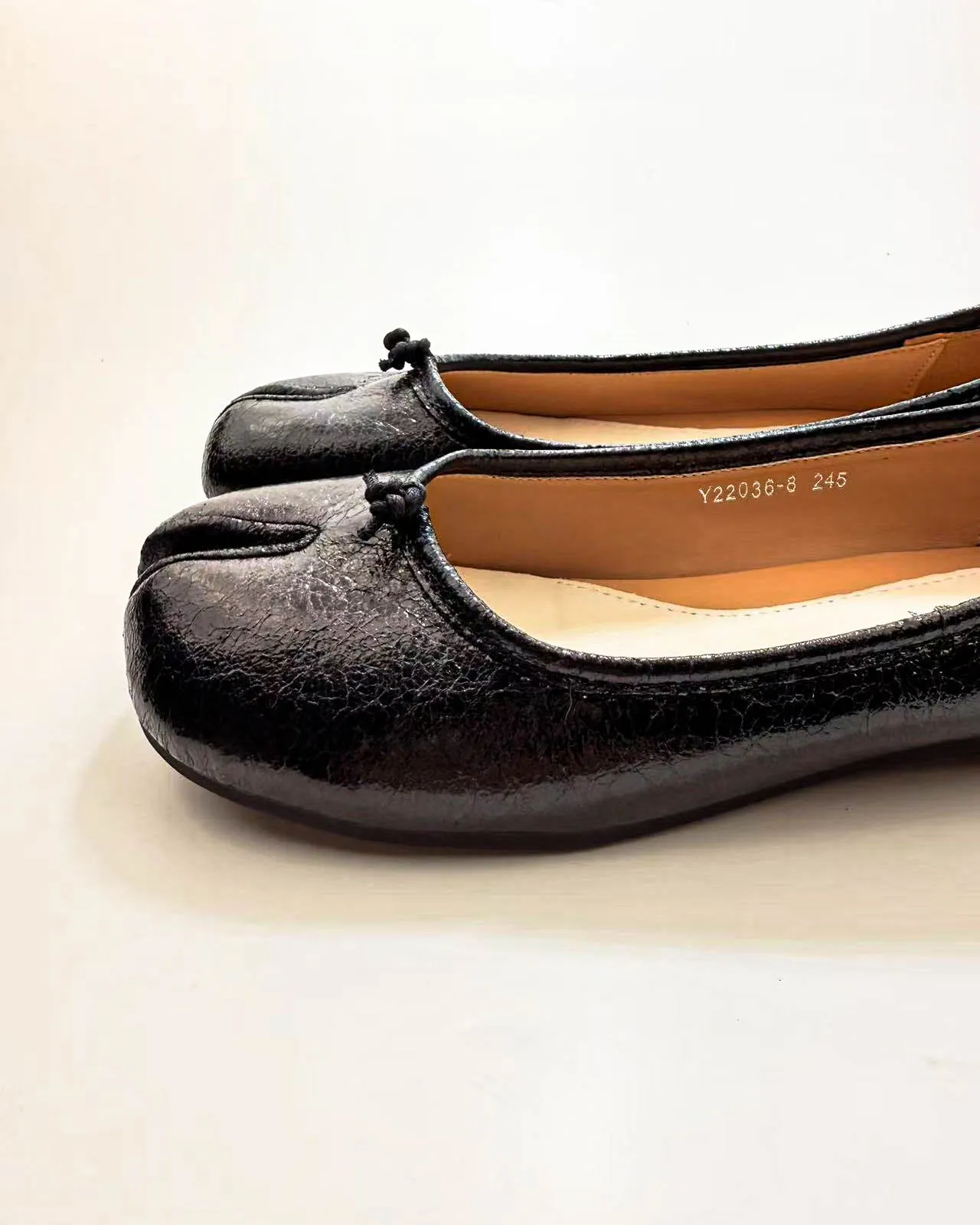 Broken Mirror Tabi Ballet Flats