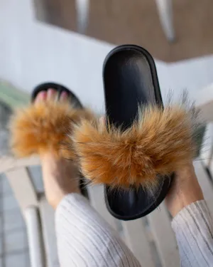 CARSON SINGLE BAND FURRY SLIPPER SLIDES