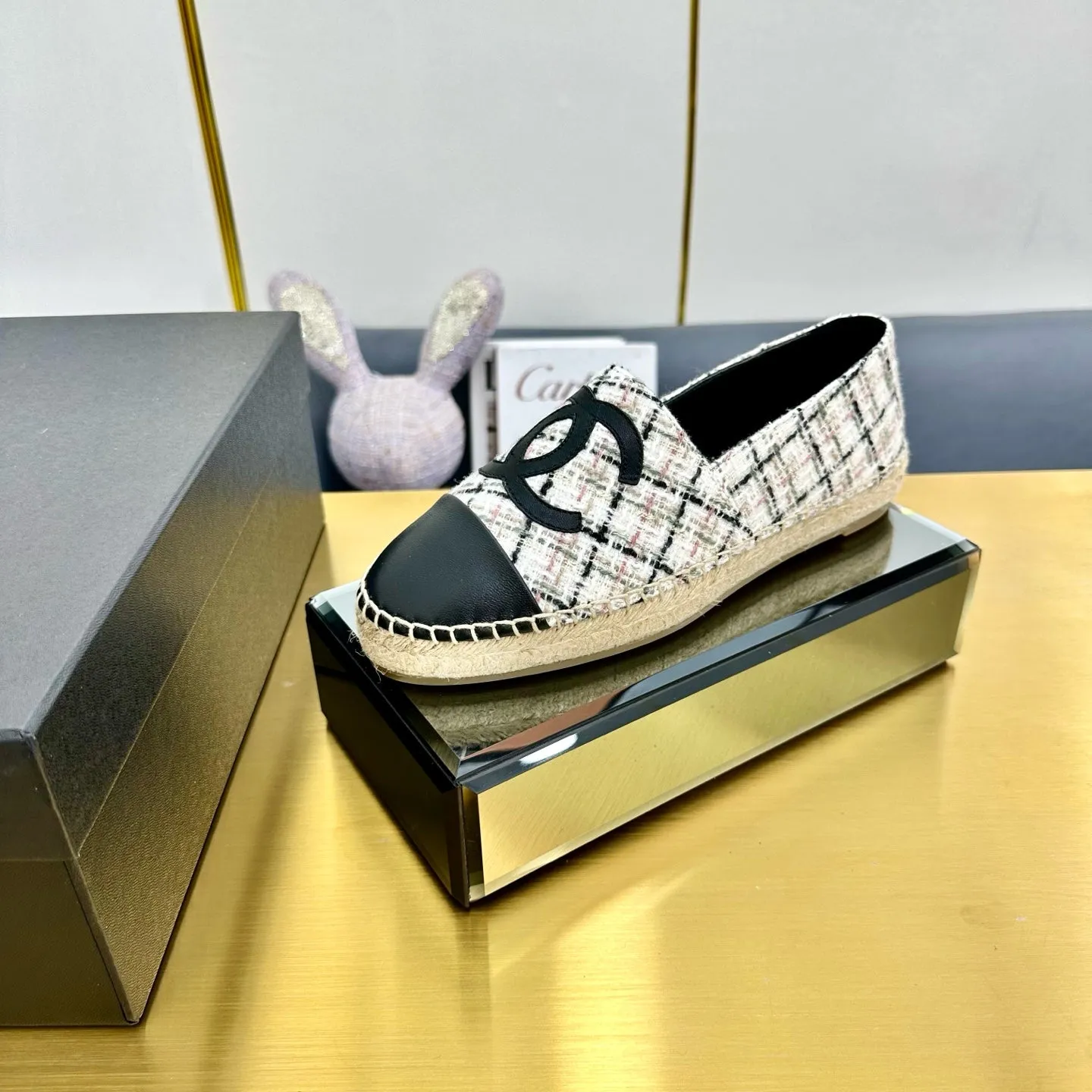 CC 25s Slip–on Espadrilles White Moss Green Tweed 297820