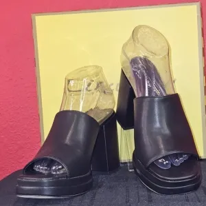 Circus By Sam Edelman T-ollyn Black Open Toe Mule