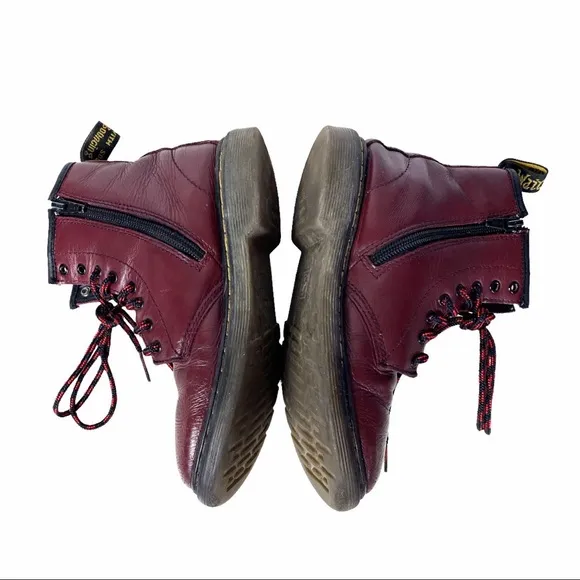 Dr. Martens 1460 Cherry Red Junior Delaney Boot
