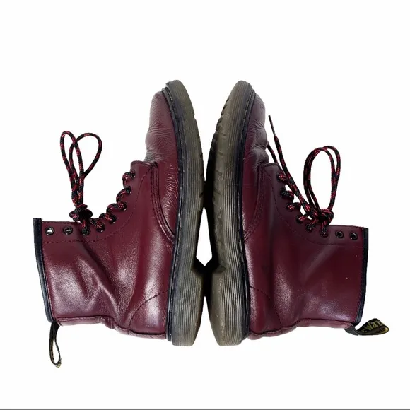 Dr. Martens 1460 Cherry Red Junior Delaney Boot