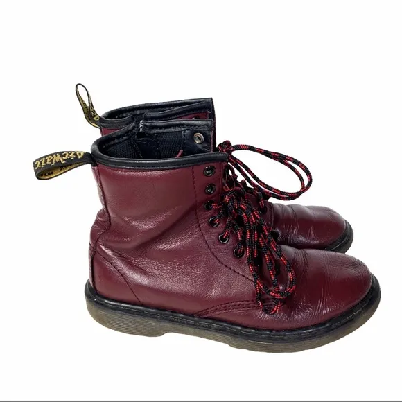 Dr. Martens 1460 Cherry Red Junior Delaney Boot