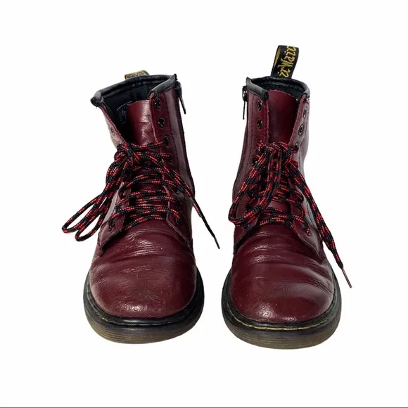 Dr. Martens 1460 Cherry Red Junior Delaney Boot