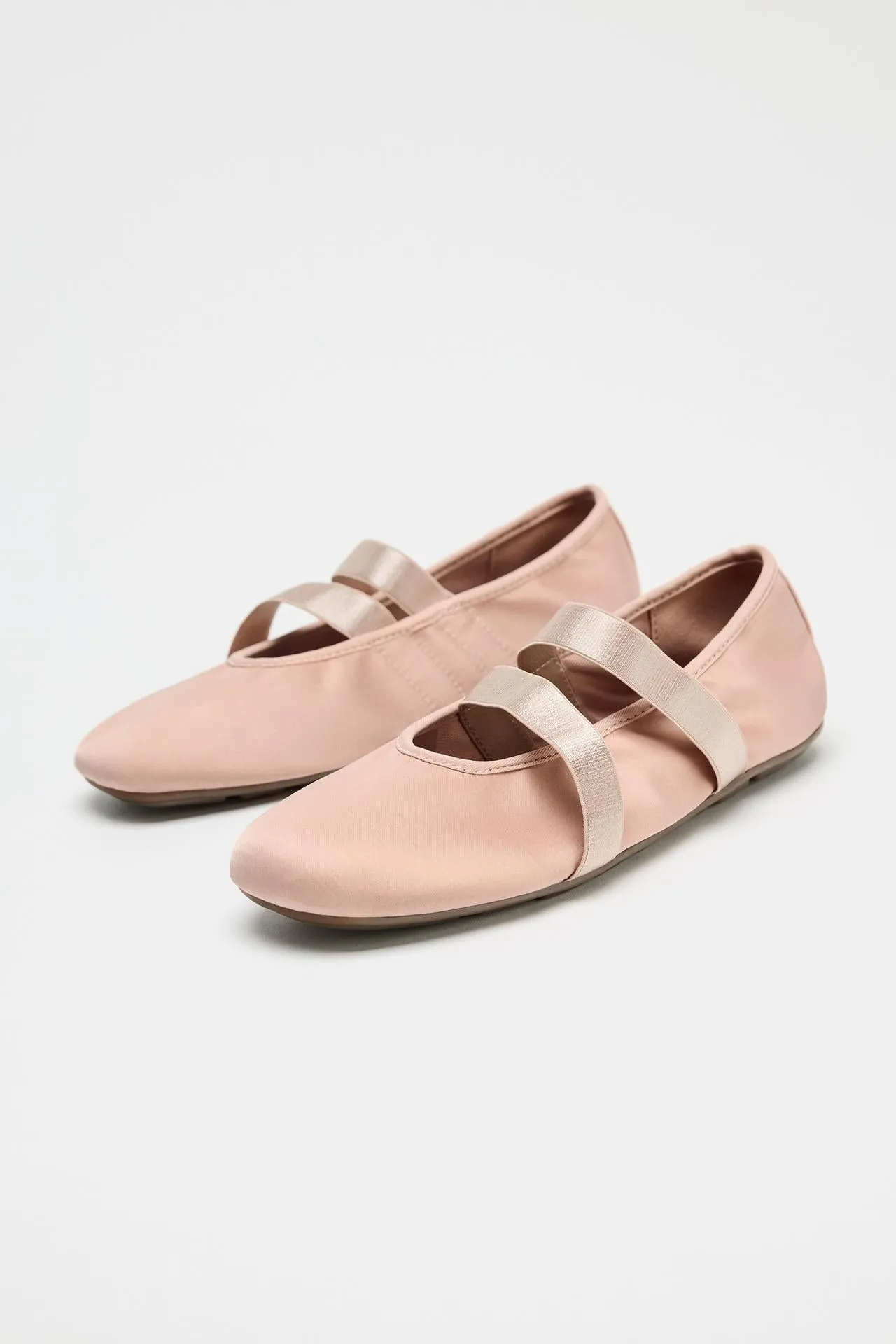 Elasticated ballerinas