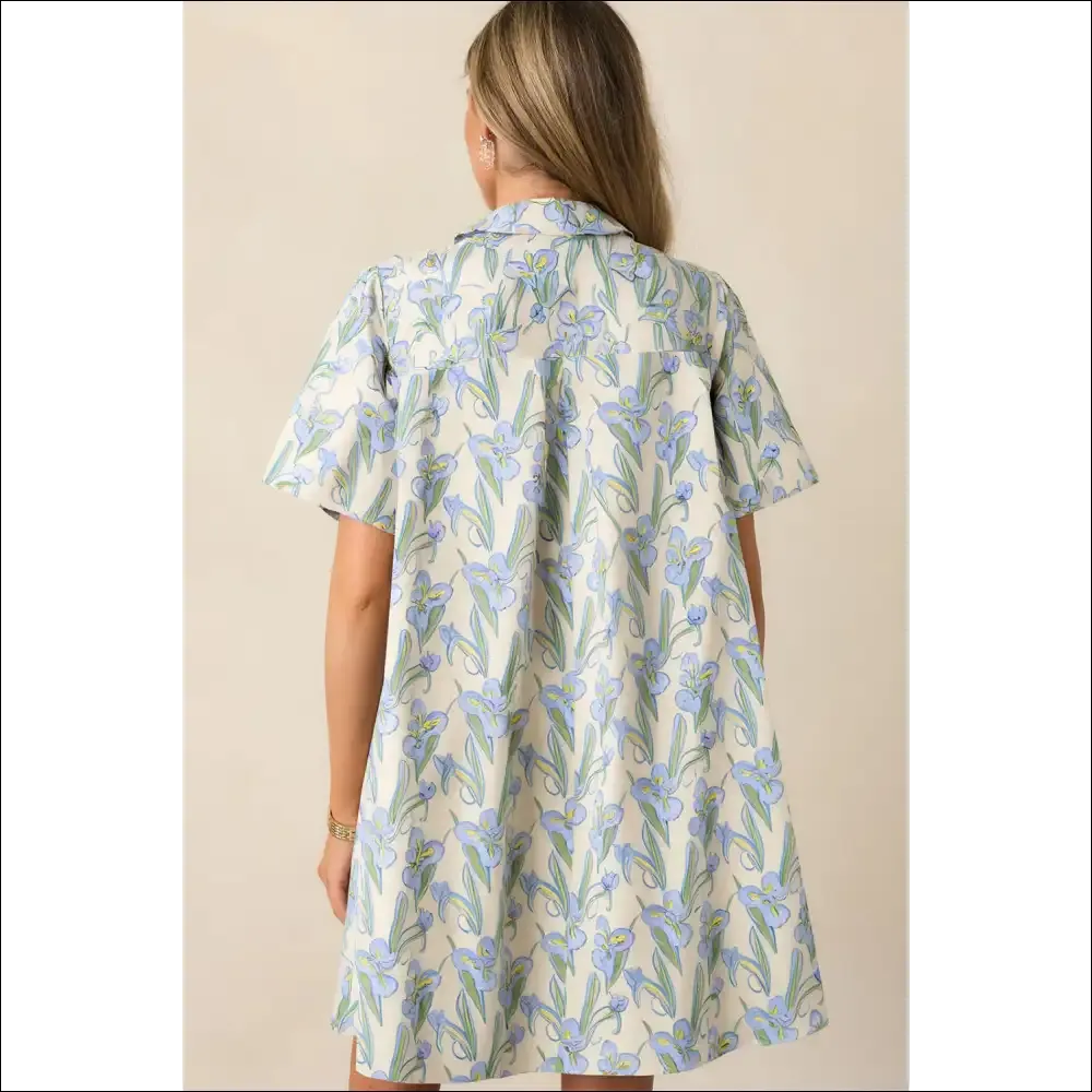 Flirty Green Floral Mini Dress with Half Buttons