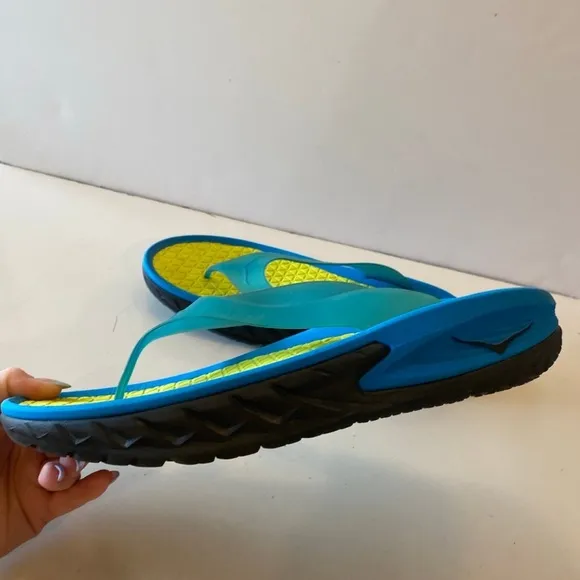 HOKA ONE ONE Mens Ora Recovery Flip Thong Sandal