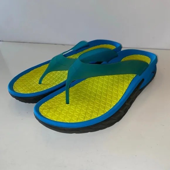 HOKA ONE ONE Mens Ora Recovery Flip Thong Sandal