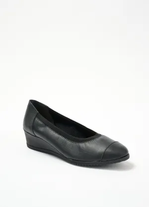 Large-width leather ballet flats