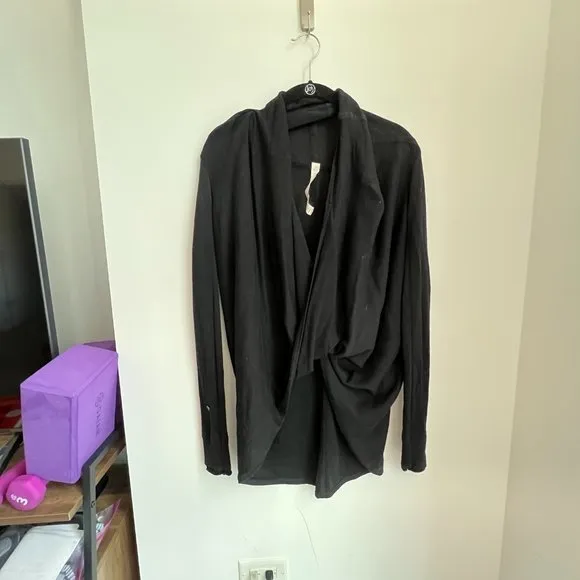 Lululemon Iconic Sweater Wrap‎