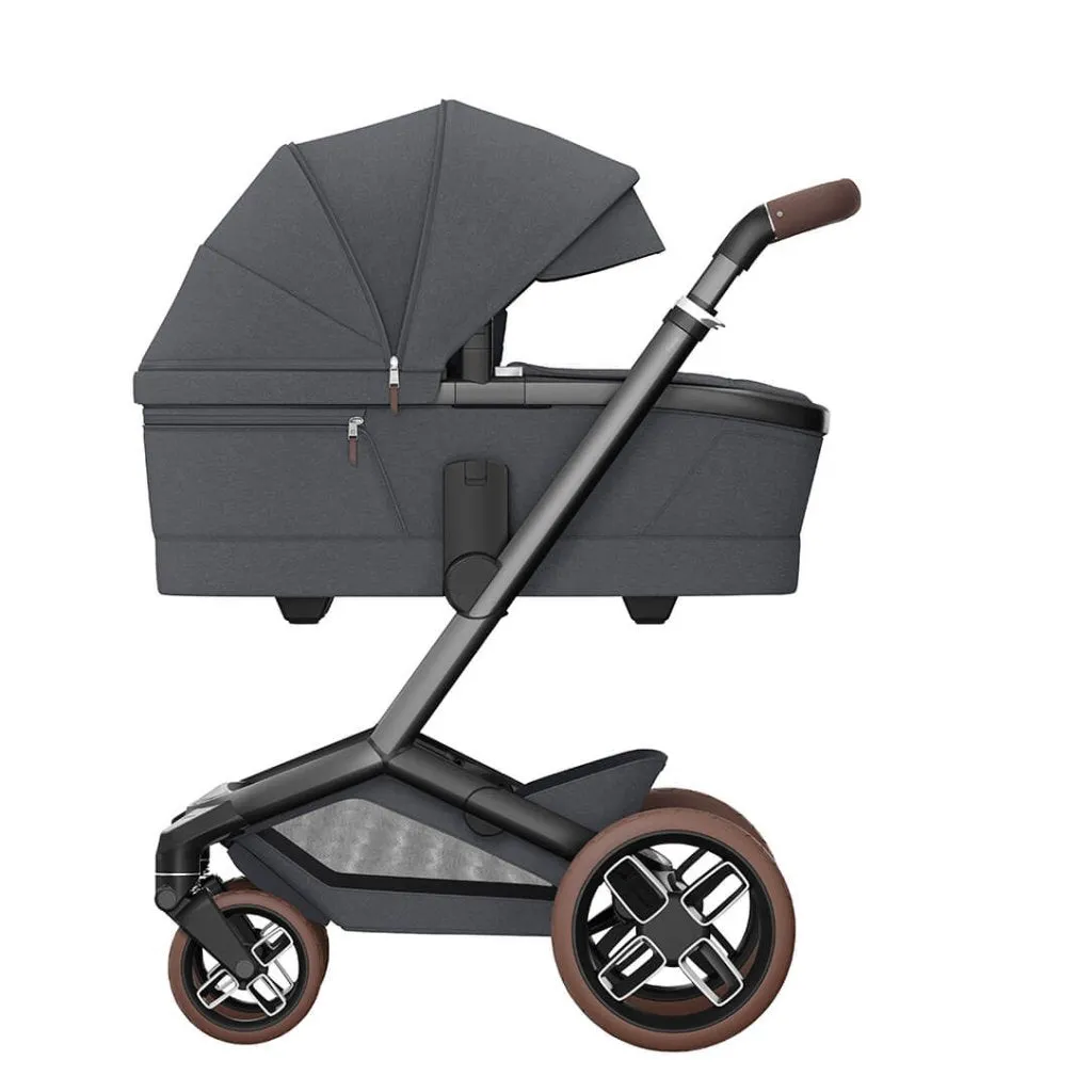 MAXI COSI FAME 6 Piece Travel System with Pebble 360 Pro2 Car Seat and FamilyFix 360 Pro ISOFIX Car Seat Base - Twillic Graphite