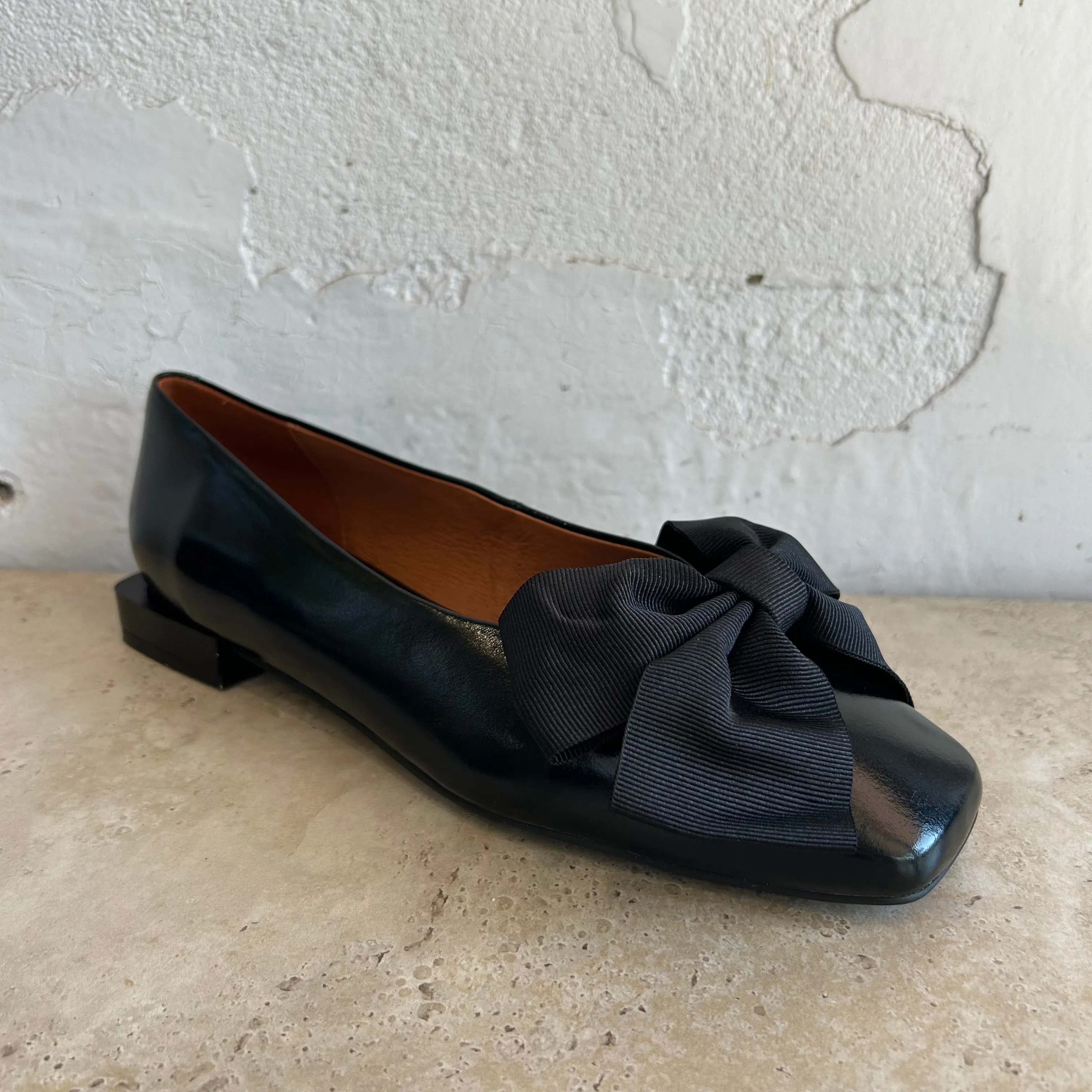 Neo 24630 Black