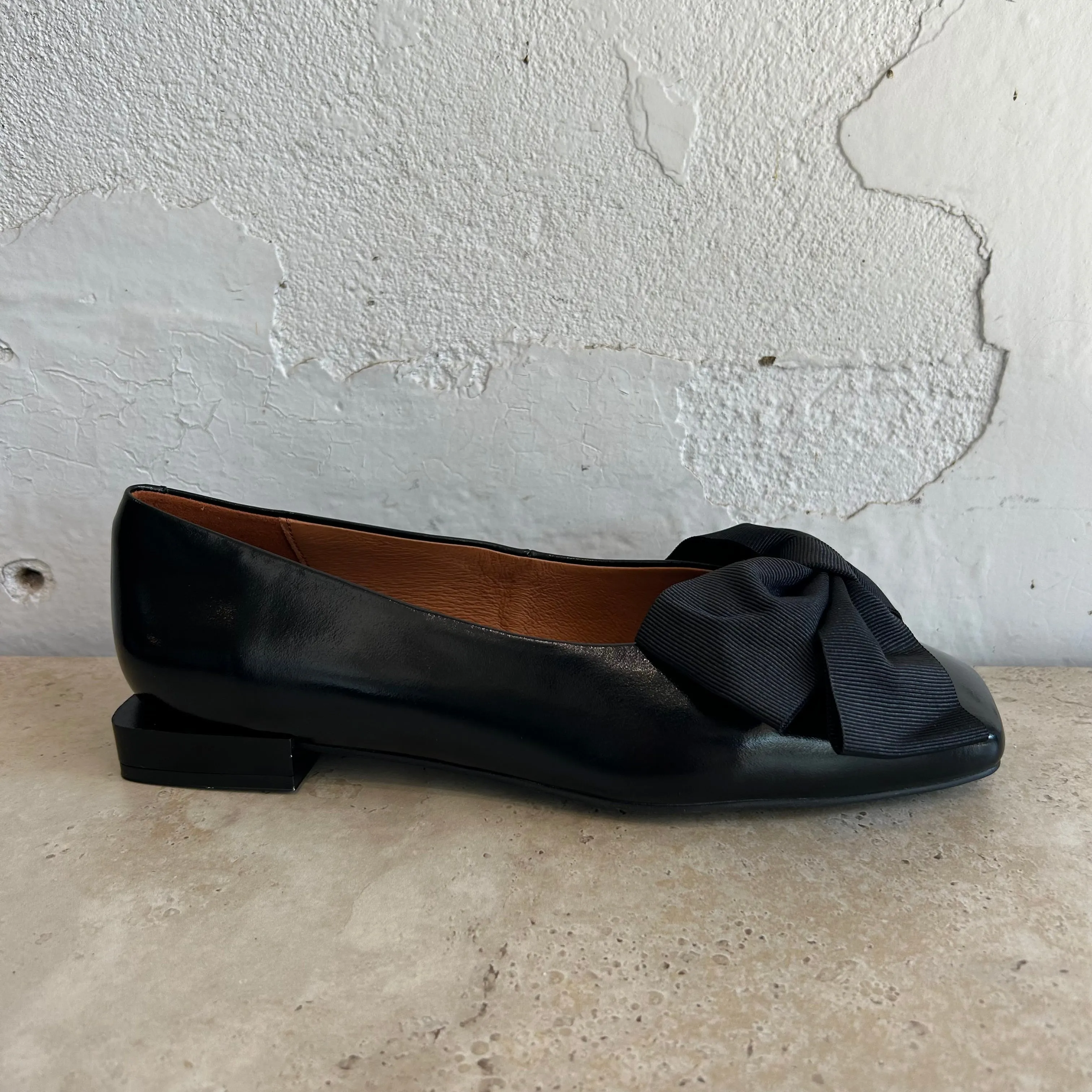 Neo 24630 Black