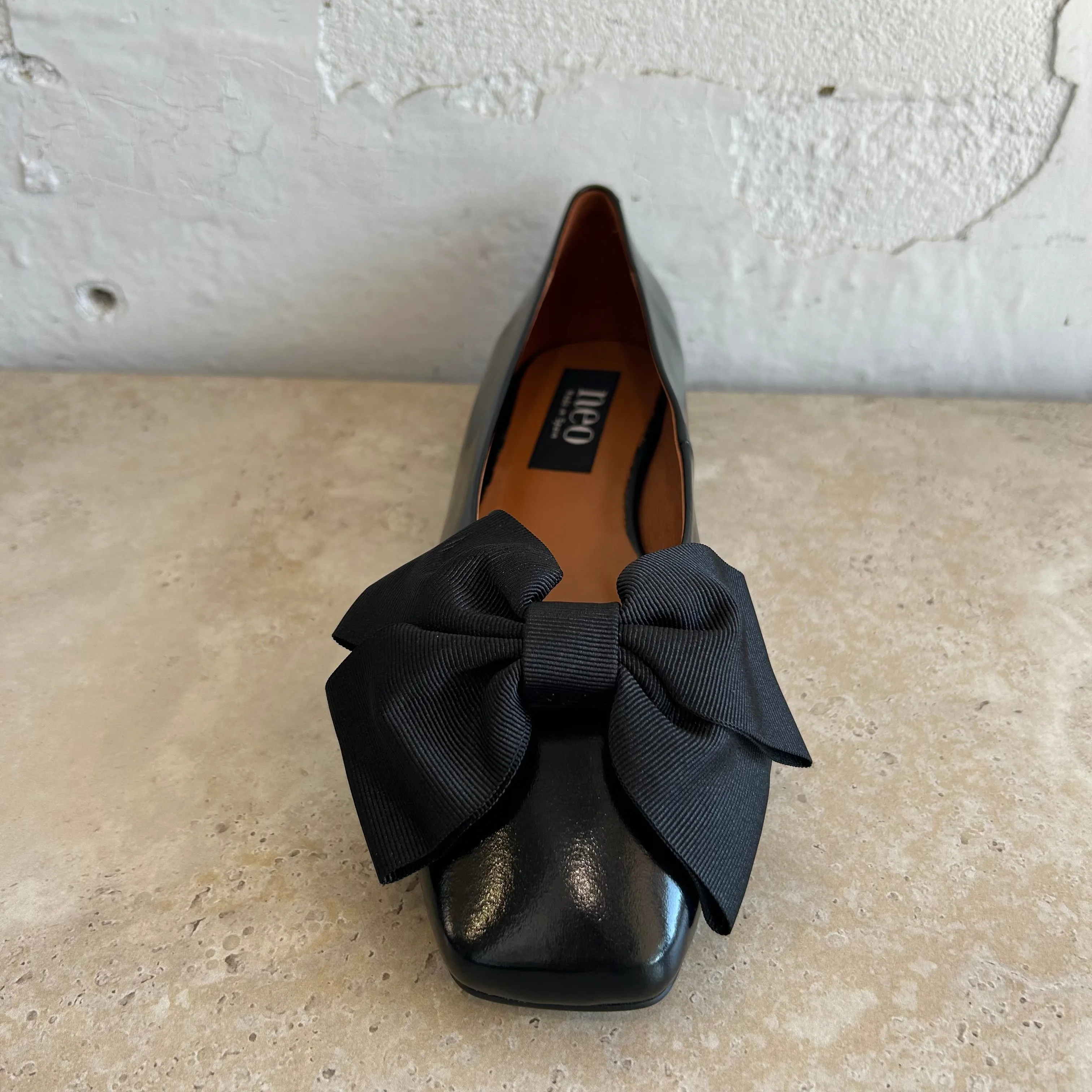 Neo 24630 Black