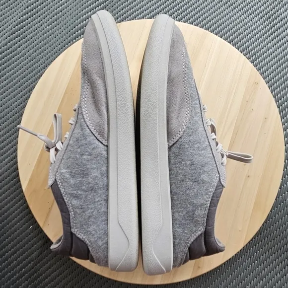 Pūliki Lace-Up Sneaker (Men)OluKai Size 9