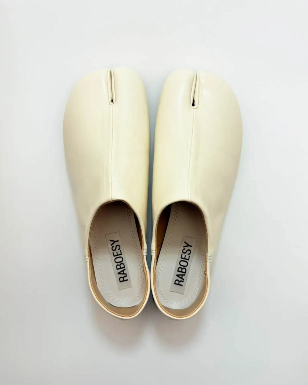 Simple Tabi Ballet Flats