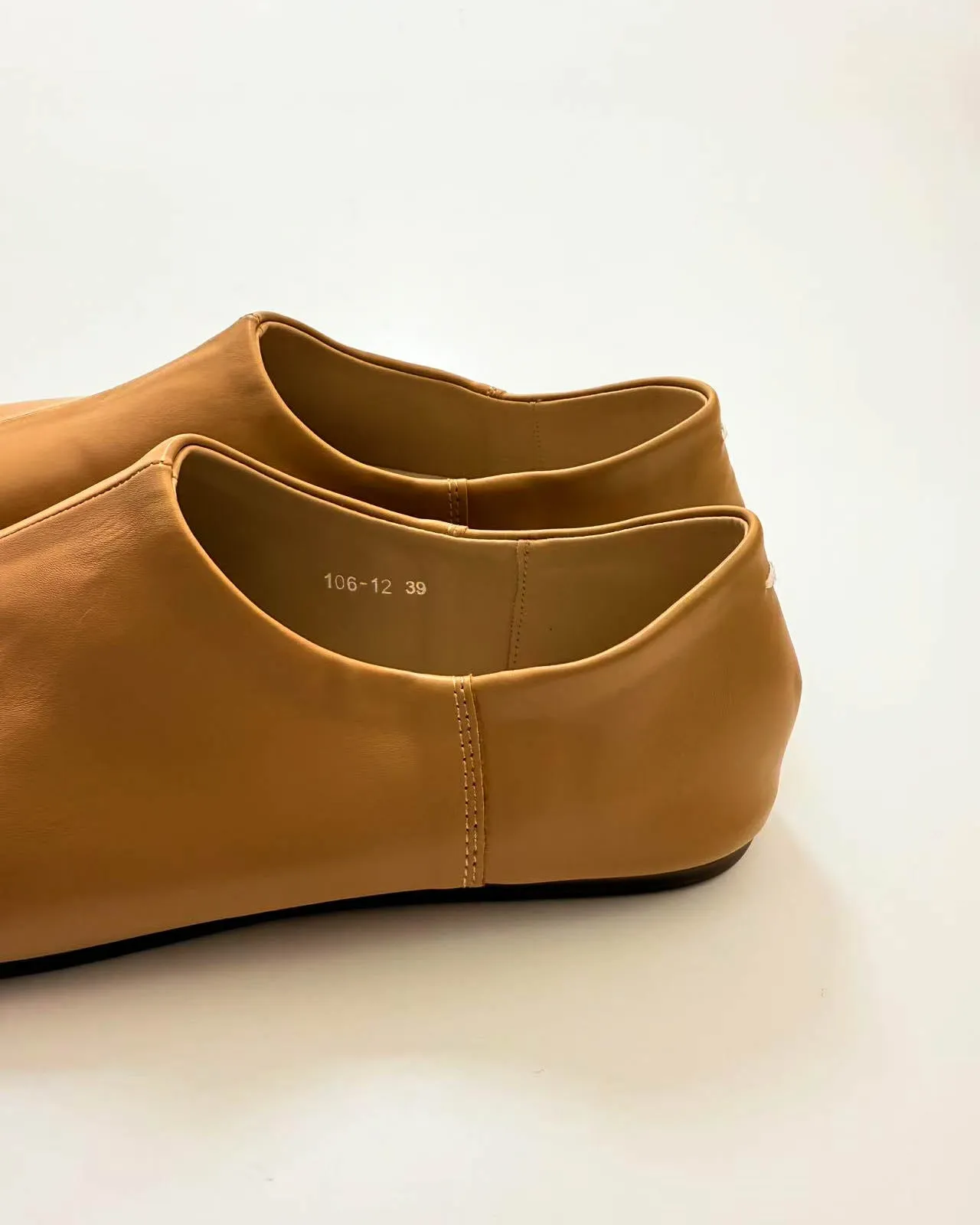Simple Tabi Ballet Flats