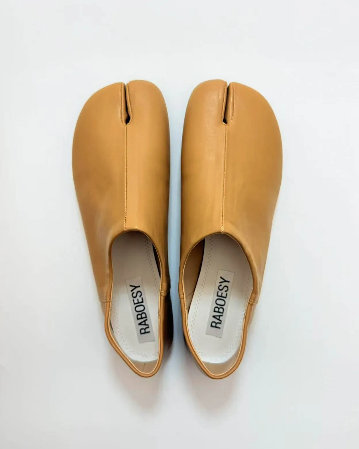 Simple Tabi Ballet Flats