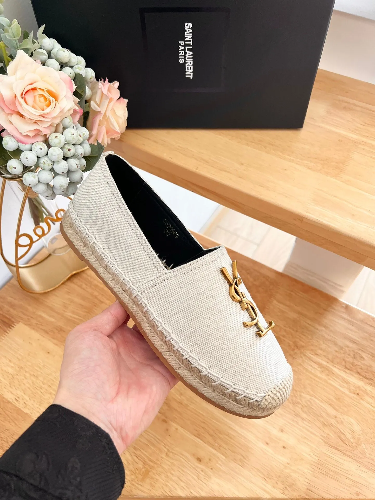 SL YVES LOGO SLIP ON CREAMY WHITE CANVAS