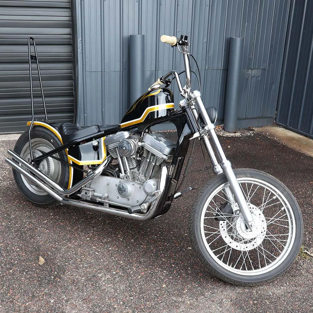 Solo Seat for Sportster Hardtail Kit - Pleated Stitch