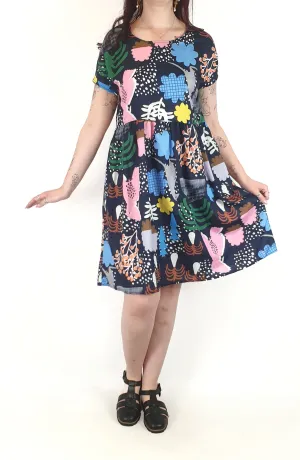 Unique print dress size M