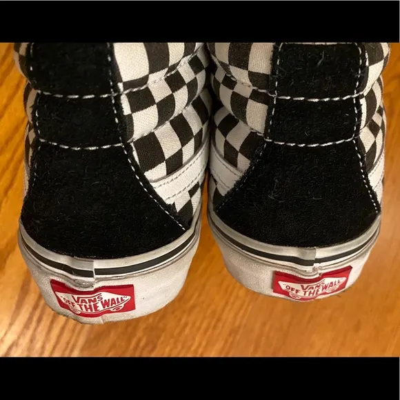 Vans Youth Hightop Checkered Sneaker, Black